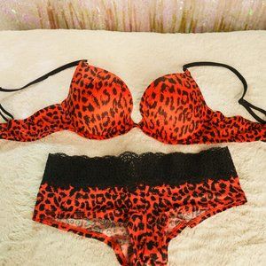 Very Sexy Pushup Bra Set